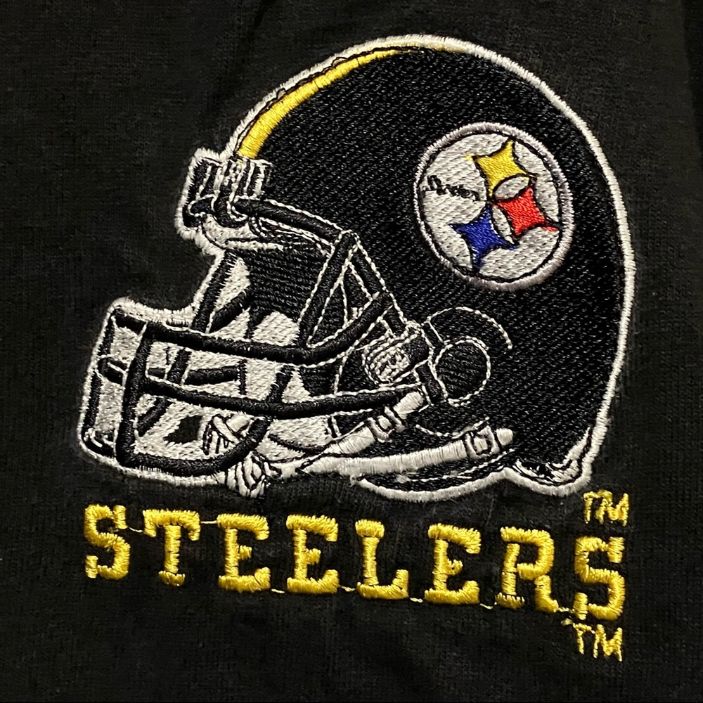 Vintage Pittsburgh Steelers Helmet Embroidered Tee